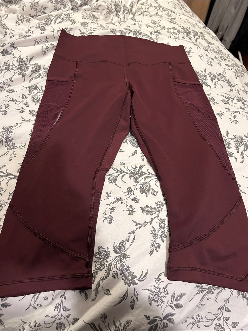 Lululemon Capri’s size 12
